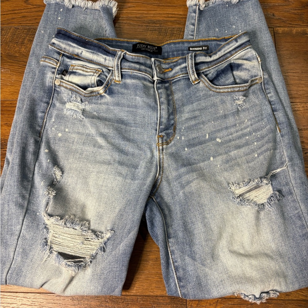 Judy Blue Women's Light Blue Distressed boyfriend Jeans size 7